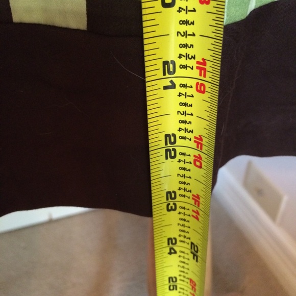 Green bold print skirt Size 10 - Picture 3 of 6